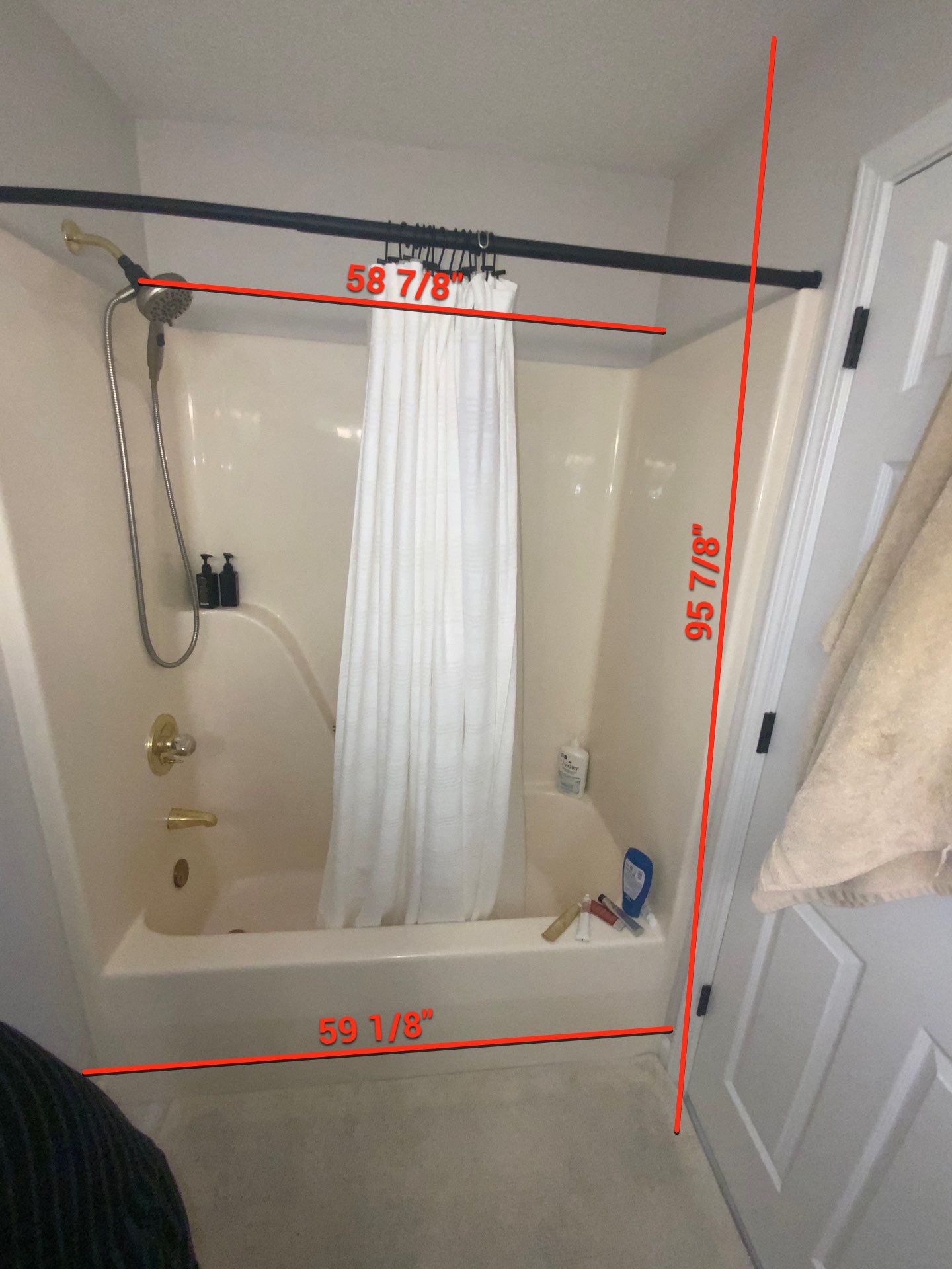 New shower or tub in Dalton, Georgia: before (2)