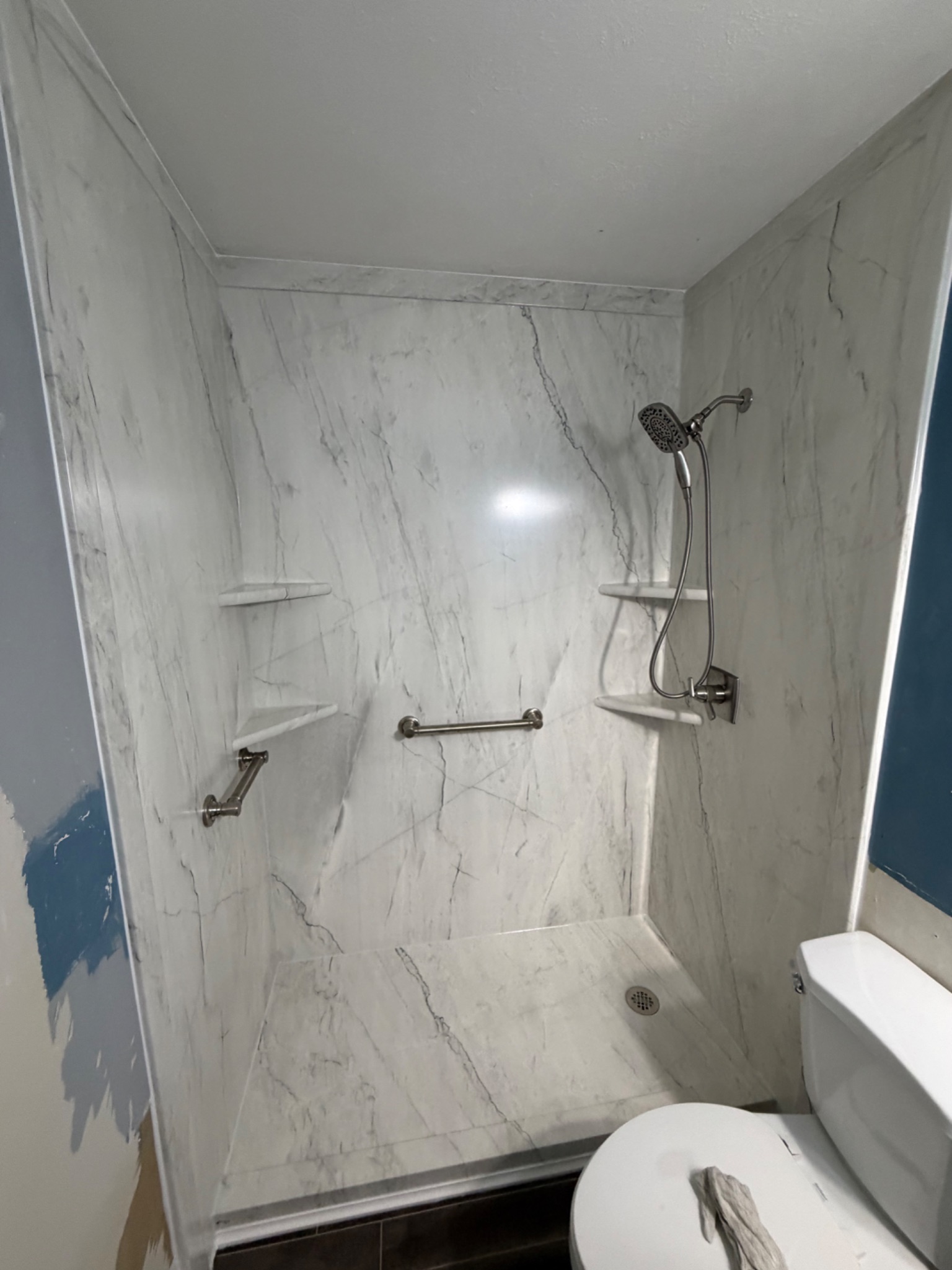 New shower or tub in Lithonia, Georgia, after